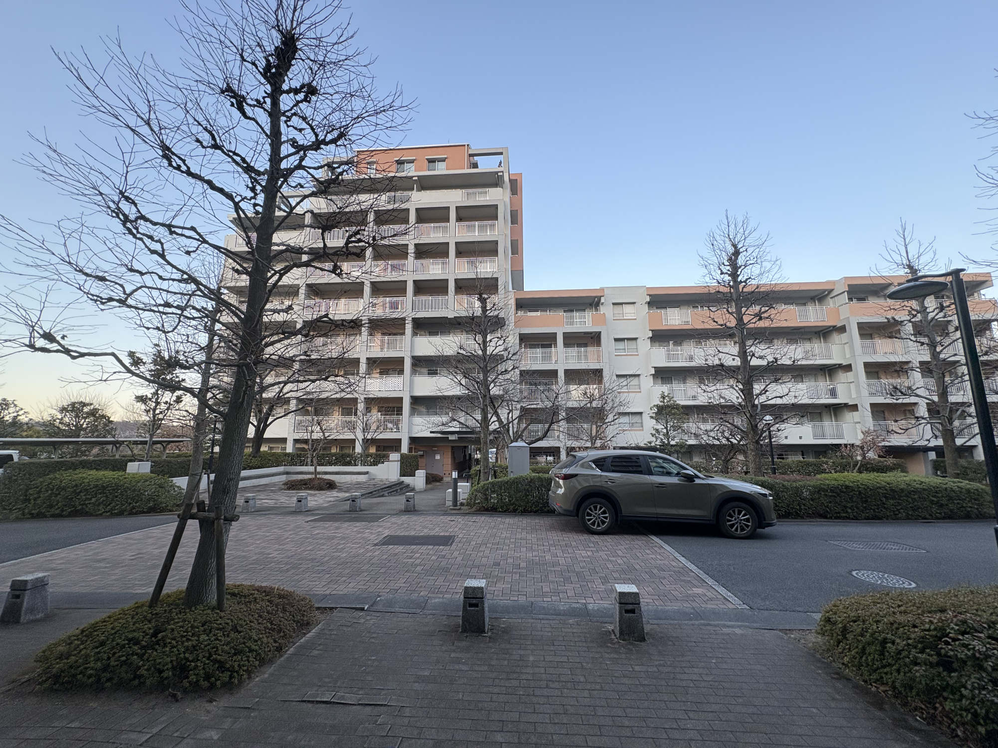 南大沢学園瑞樹の丘3号棟の外観