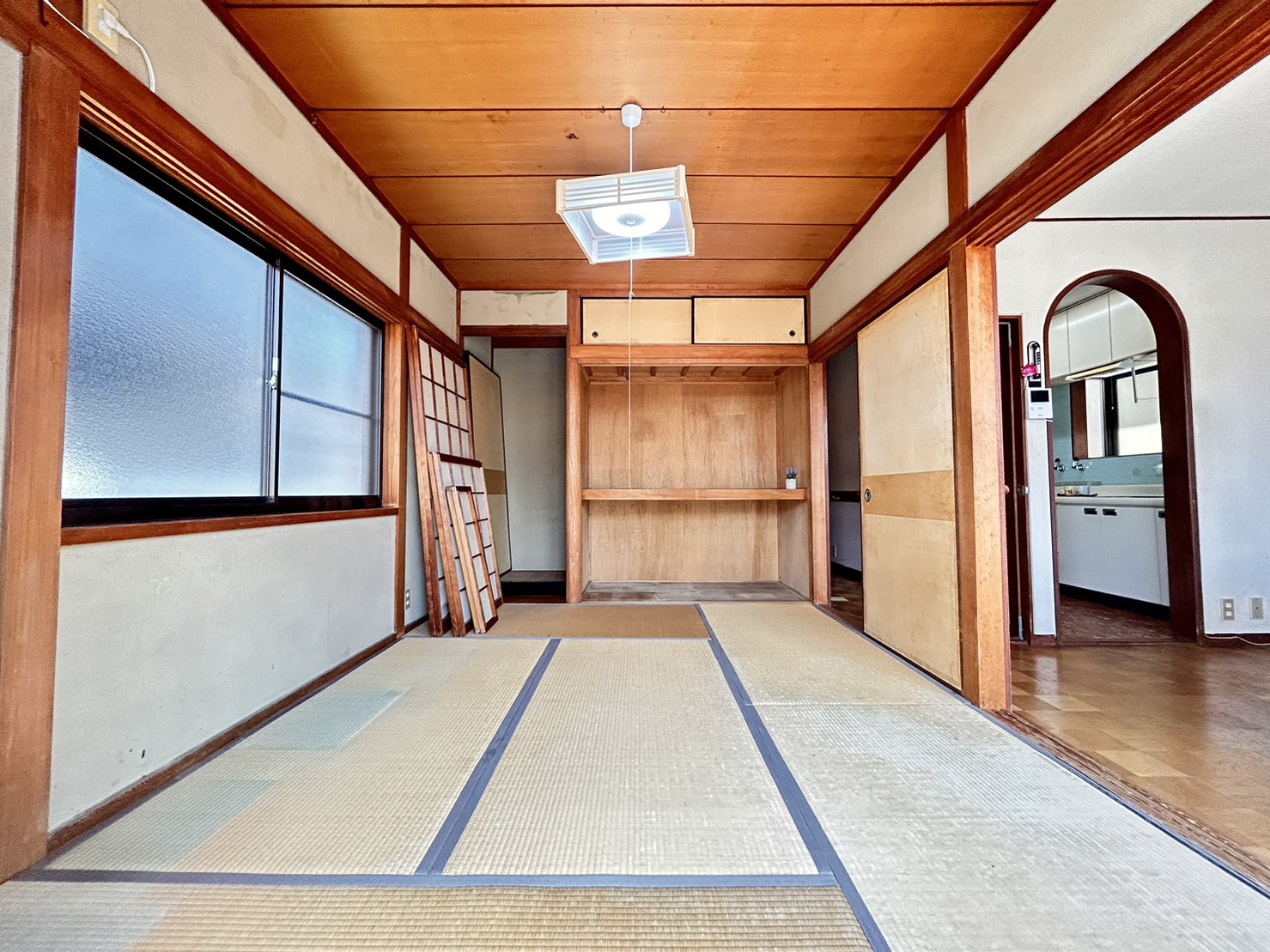 篠原北町2丁目戸建の和室|リビングに隣接する和室約6帖♪