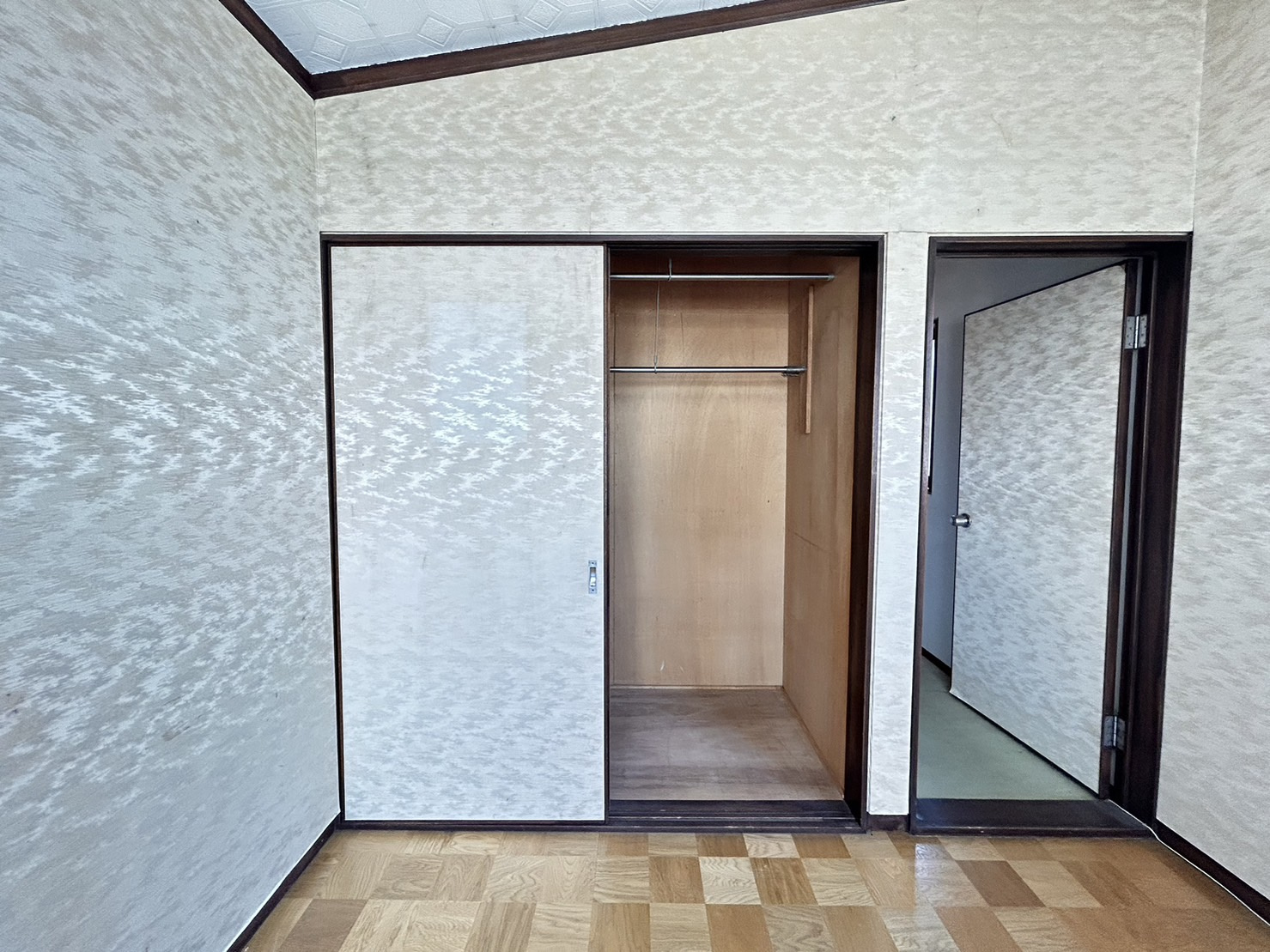 篠原北町2丁目戸建の収納