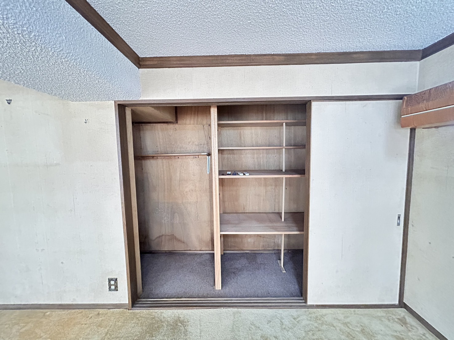 篠原北町2丁目戸建の収納