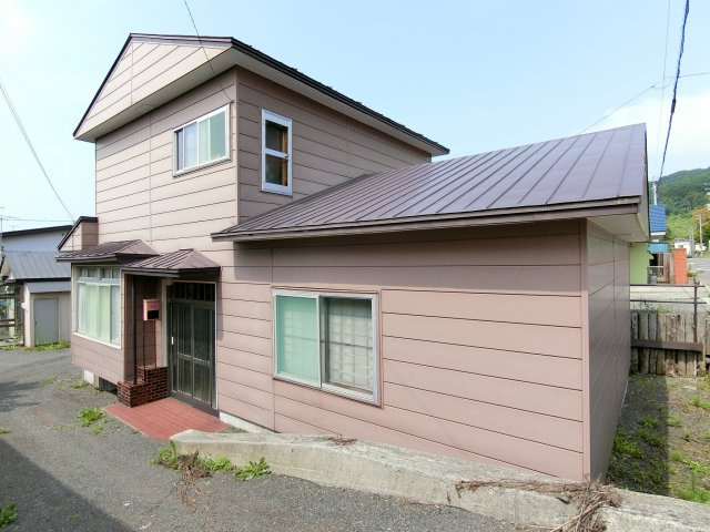 洞爺湖町栄町60-6　収益戸建２戸の外観