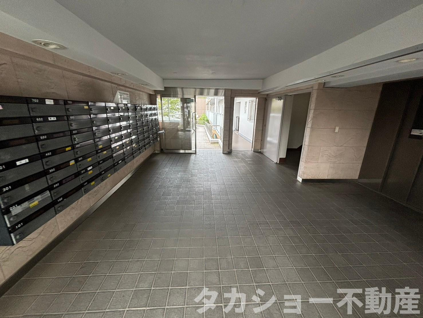 稲毛パークハウスE棟のエントランス|エントランスです