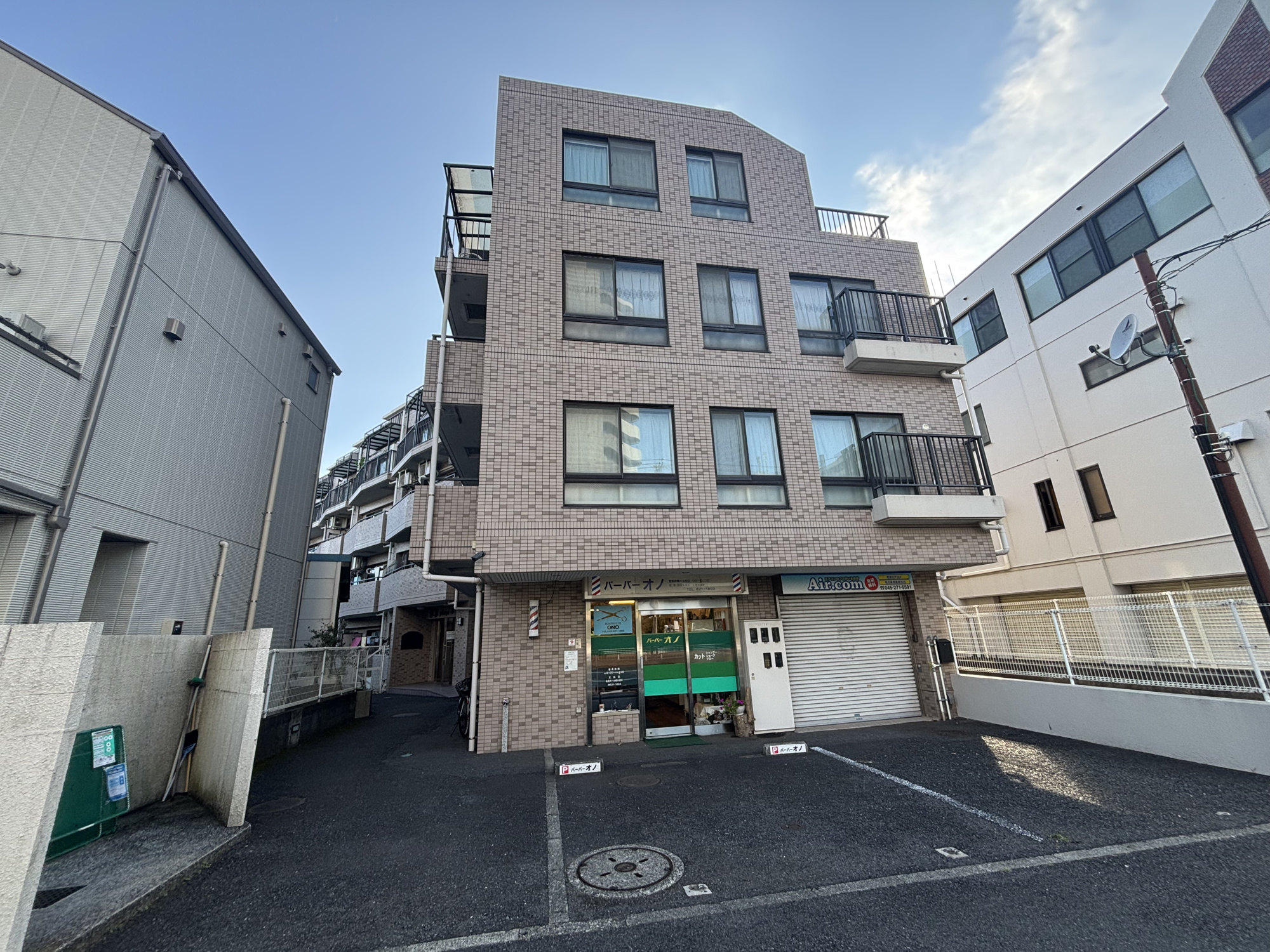 アール・ケープラザ本牧の外観