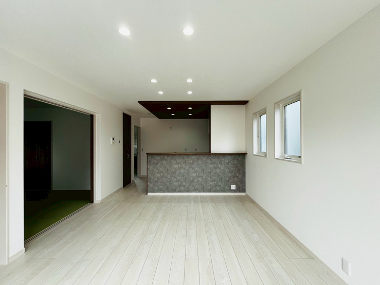 【太田町　4号棟　LDK16帖　】