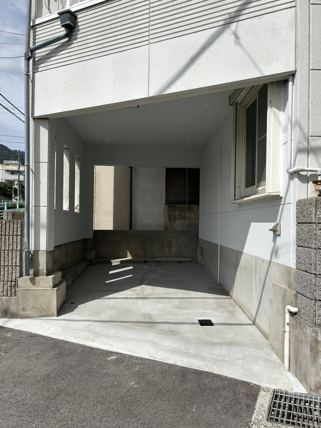 高羽町1丁目中古戸建の駐車場