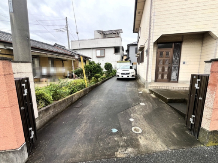 行田市城西３丁目　車２台分の駐車スペースあり　