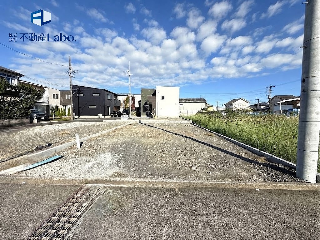 駿河区向敷地4丁目４期　全７棟　新築戸建ての外観|新生活を思い描きながら、完成を楽しみに待てる一邸です♪