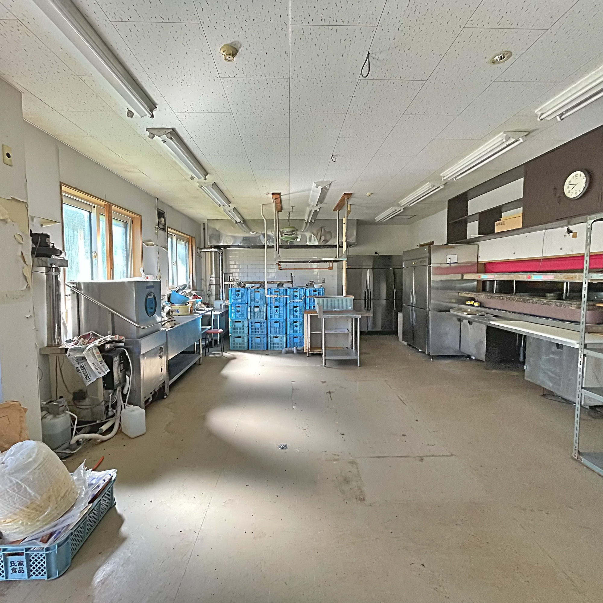 洞爺湖町泉358-29　店舗の駐車場