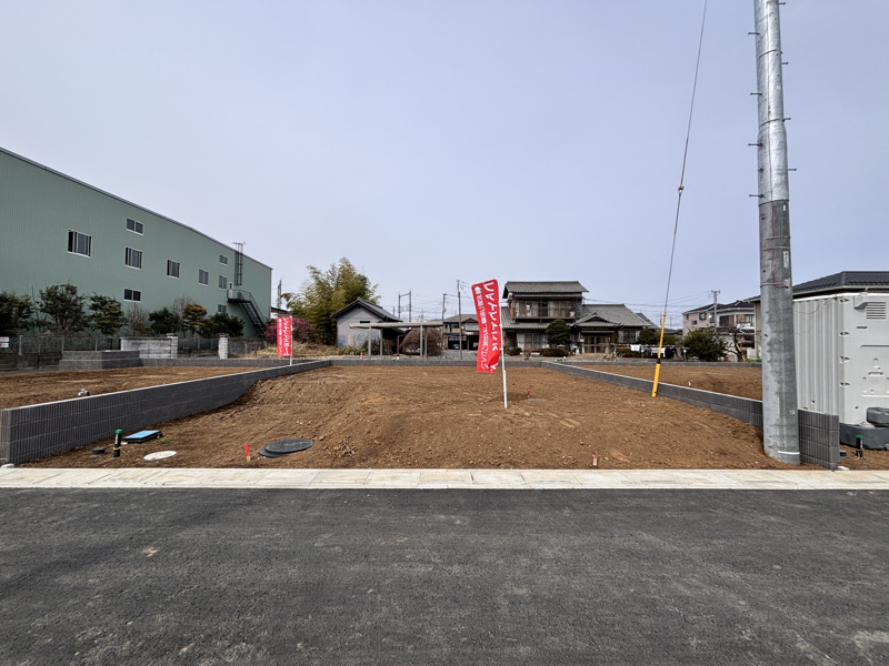 伊奈町大字小室　2号棟　現地
