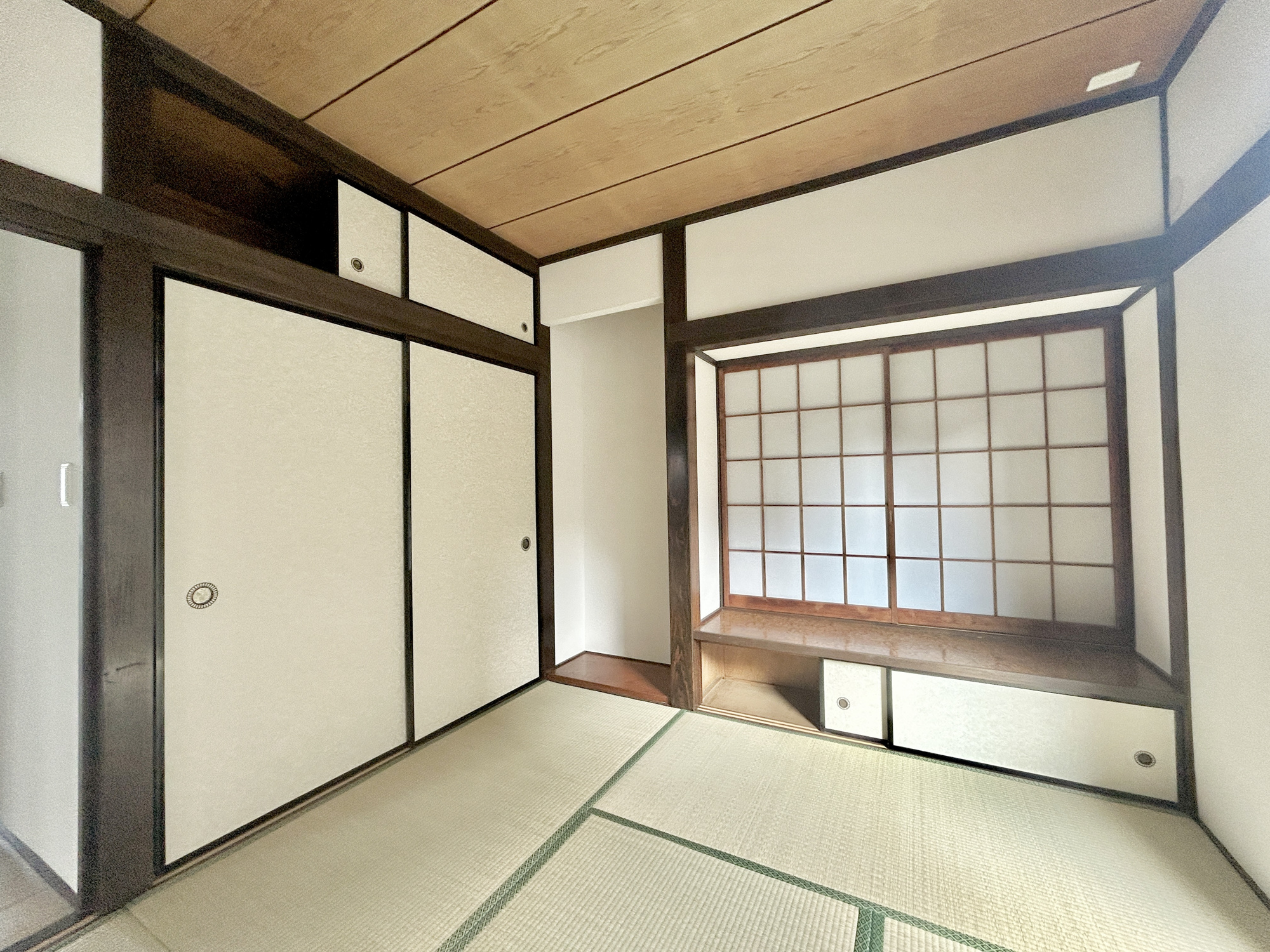 前橋市青柳町1期　中古住宅の収納|季節モノや来客用のお布団など、お子様のおもちゃなど収納でき、お部屋にスペースを生まれます。引違い戸でデッドスペースなし！