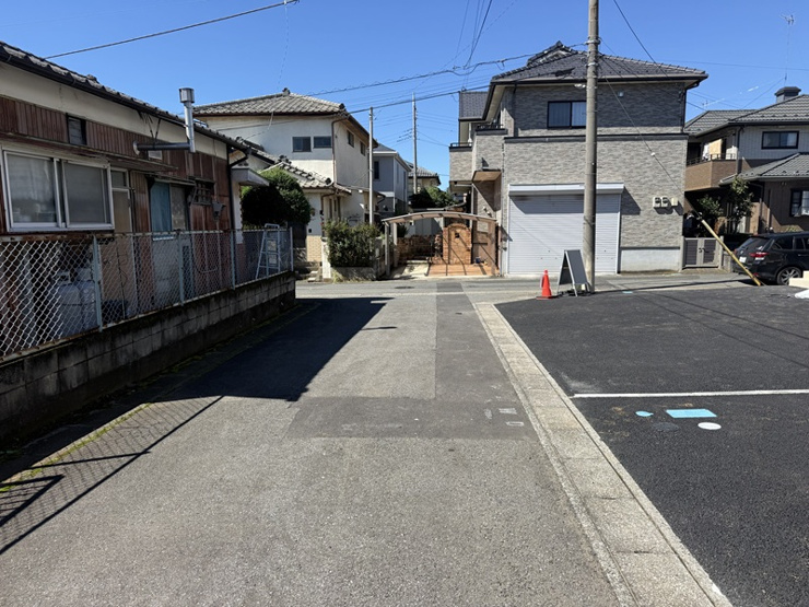 古河市新久田　２号棟◆前面道路