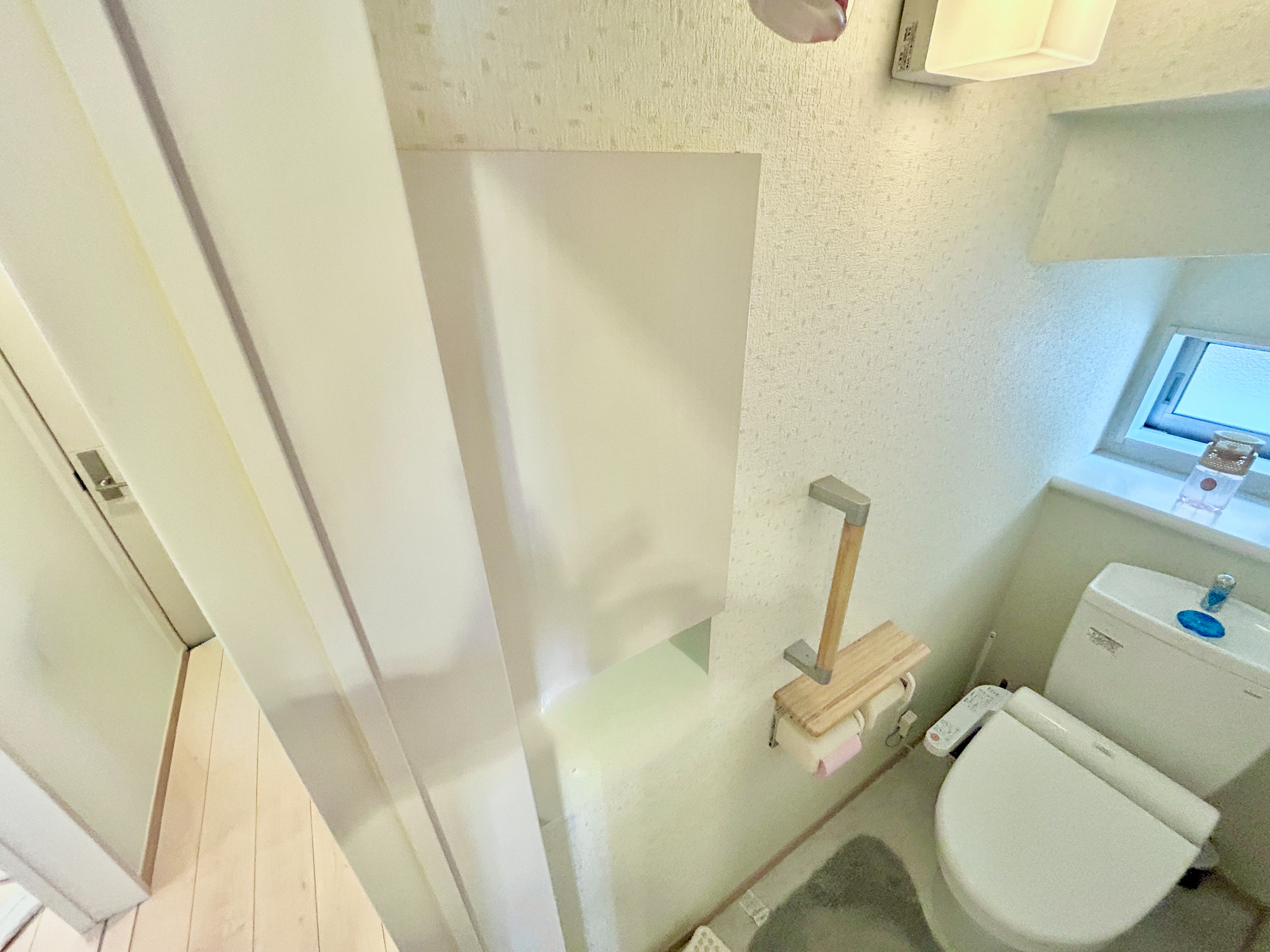 伊勢崎市南千木町　中古戸建の収納|トイレの周りの小物を収納できる、便利な収納スペース付き♪