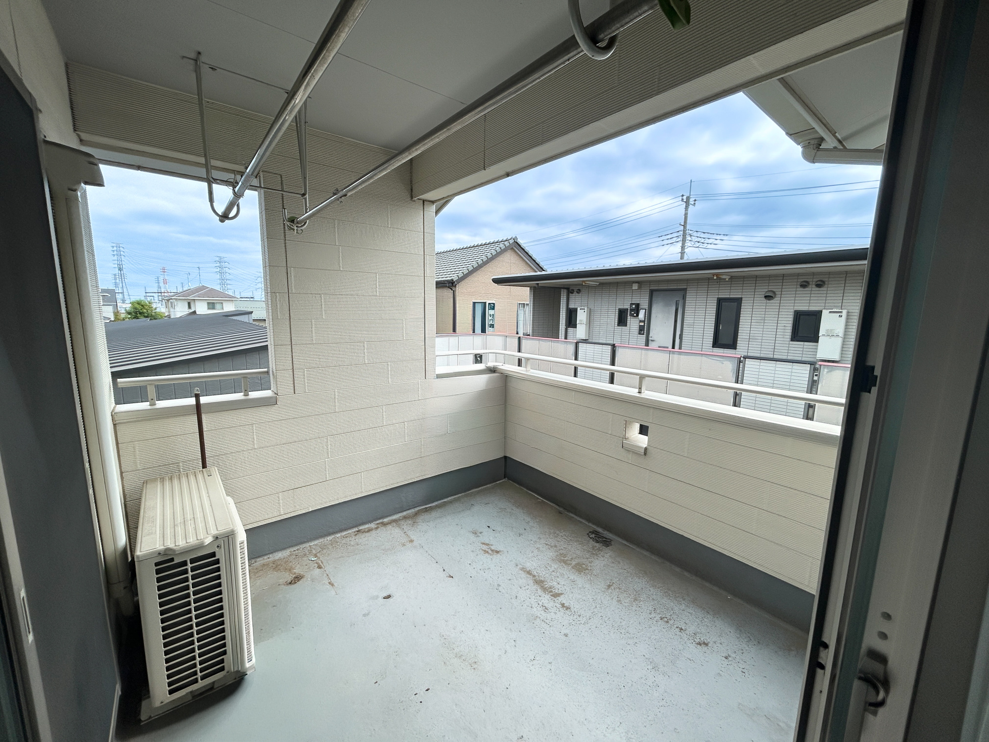 伊勢崎市南千木町　中古戸建のバルコニー|インナーバルコニー付きで急な雨でも安心ですね♪
