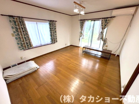 市原市久々津　中古戸建の居間・リビング