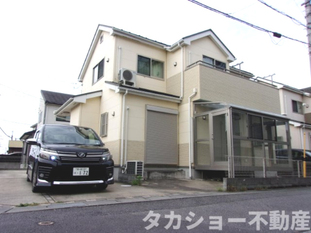 千葉市中央区塩田町　中古戸建の外観|外観もきれいです