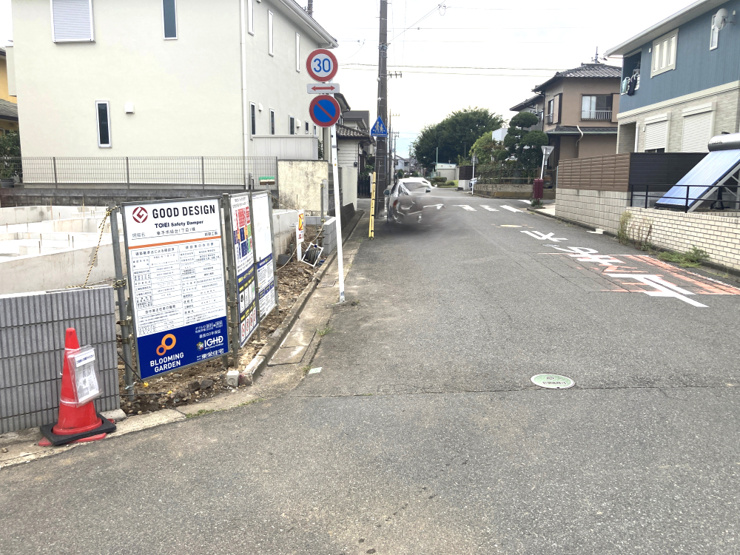 幸手市緑台1丁目　前面道路