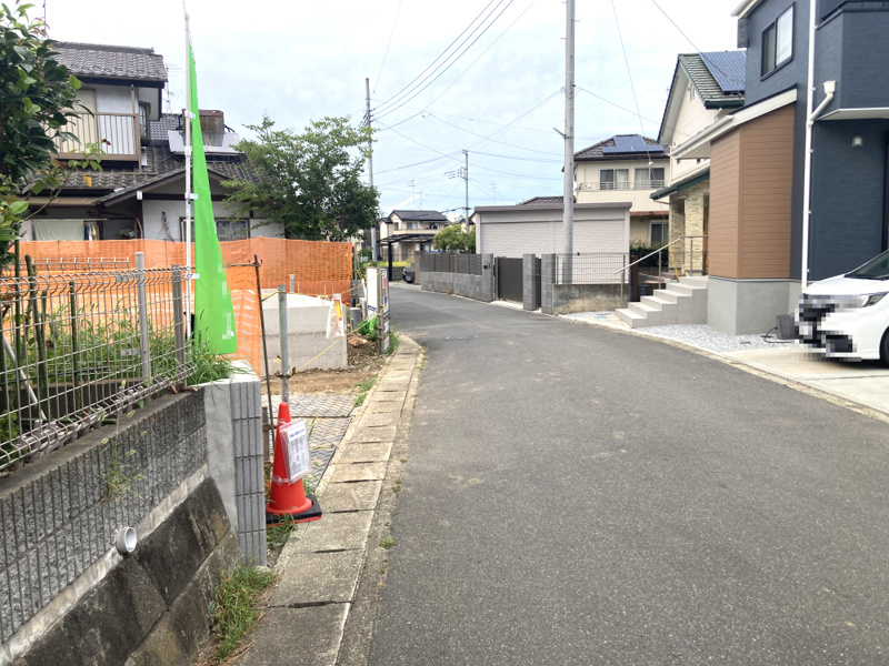 幸手市緑台1丁目　前面道路