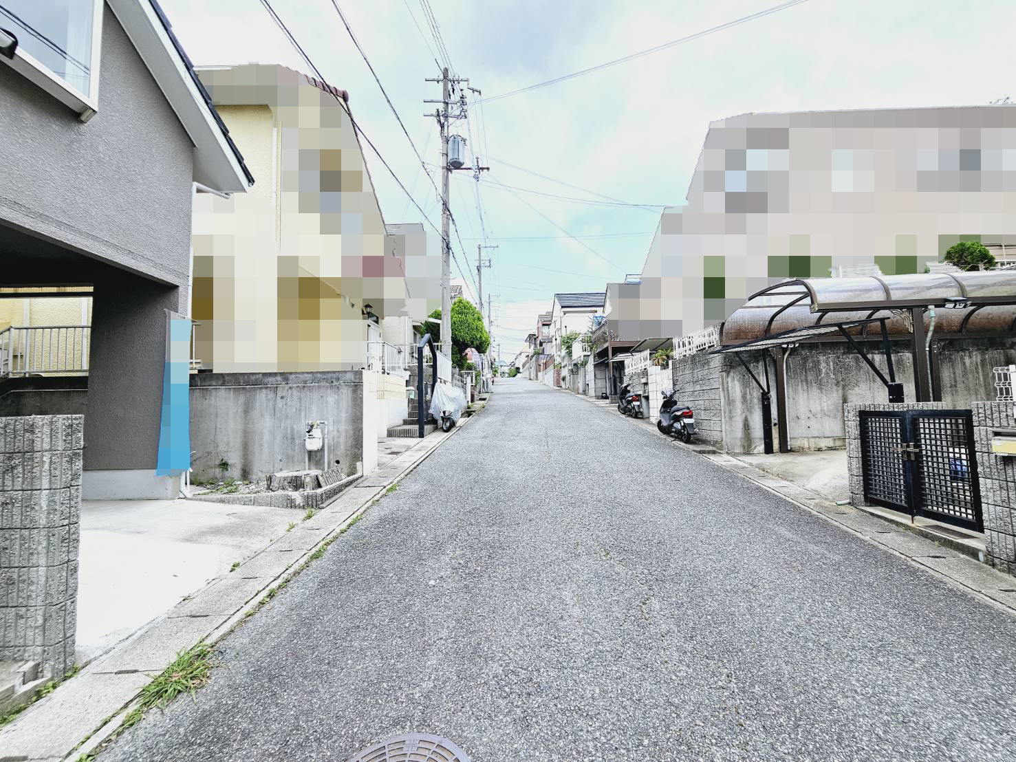 東白川台２丁目戸建の前面道路含む現地写真