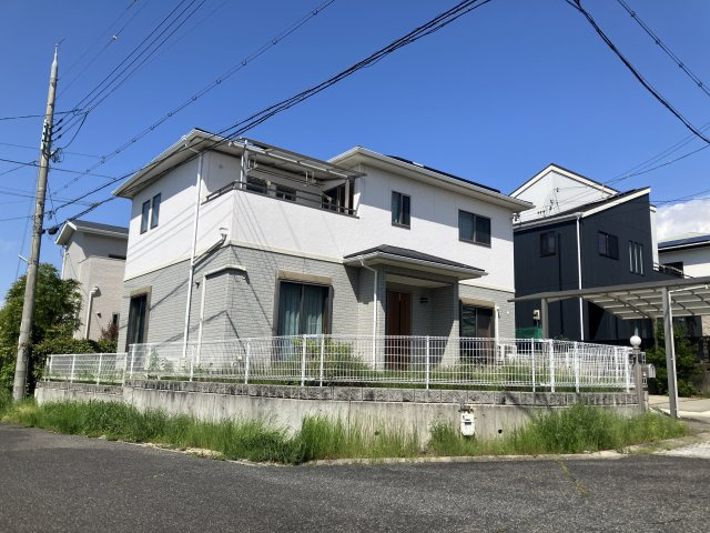 大阪府和泉市みずき台2丁目18-7の外観|外観は落ち着いています