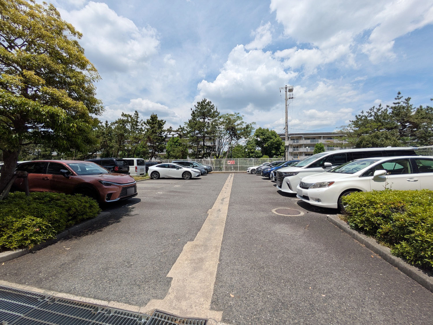 芦屋ハイタウンの駐車場
