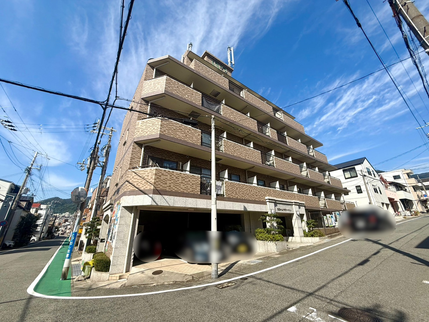 ワコーレ六甲アーベインの外観