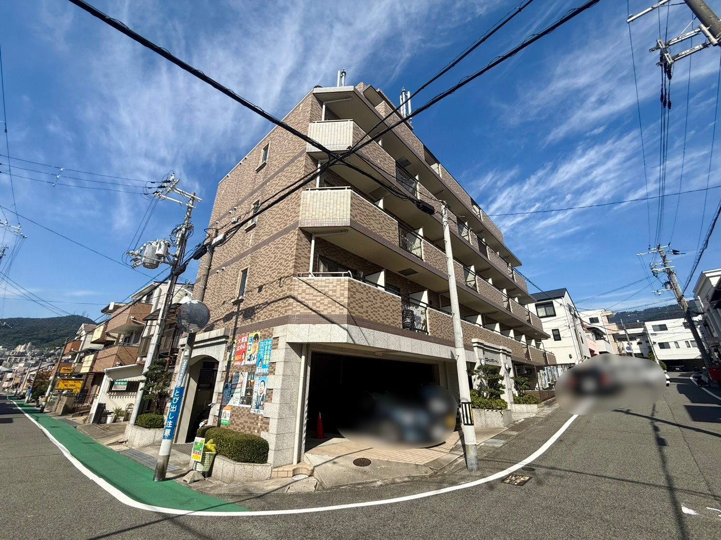 ワコーレ六甲アーベインの外観
