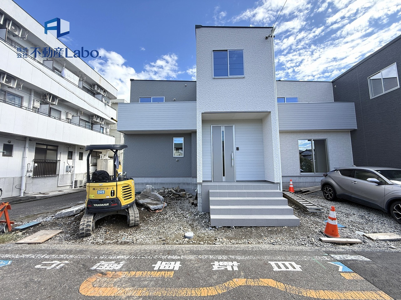 葵区　古庄3丁目6期　全2棟の外観|～本日ご見学が可能です～ 土日祝日はもちろん、平日のお仕事終わりのお時間でもご内覧可能です♪ ご見学ご希望がございましたらお気軽にご相談ください！ お問い合わせは、054-291-5201まで♪