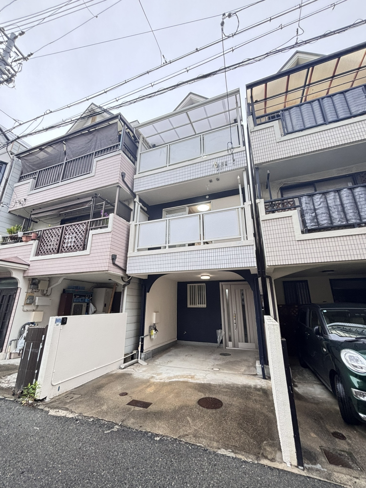 東灘区田中町4丁目 戸建ての外観|〇JR「摂津本山」駅から徒歩11分。車庫付きリフォーム済み戸建てのご紹介