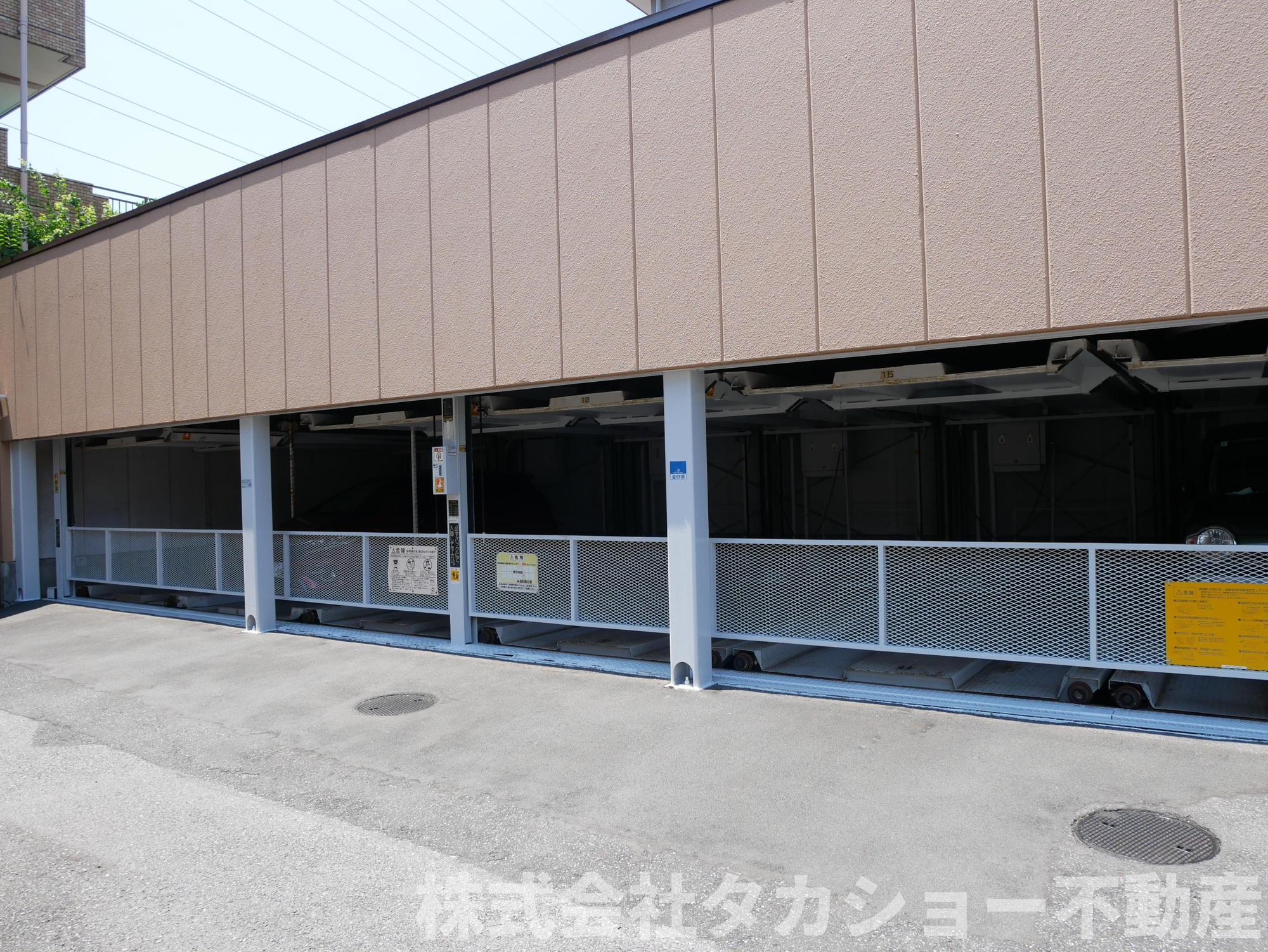 ライオンズマンション東千葉第3の駐車場