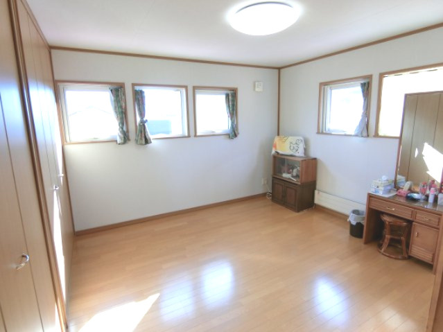 登別市柏木町3丁目34-1　中古住宅の洋室