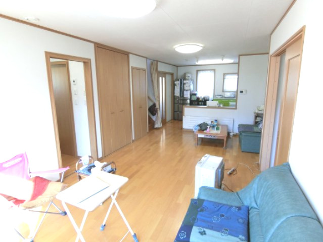 登別市柏木町3丁目34-1　中古住宅の居間・リビング