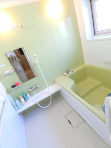 登別市柏木町3丁目34-1　中古住宅の浴室