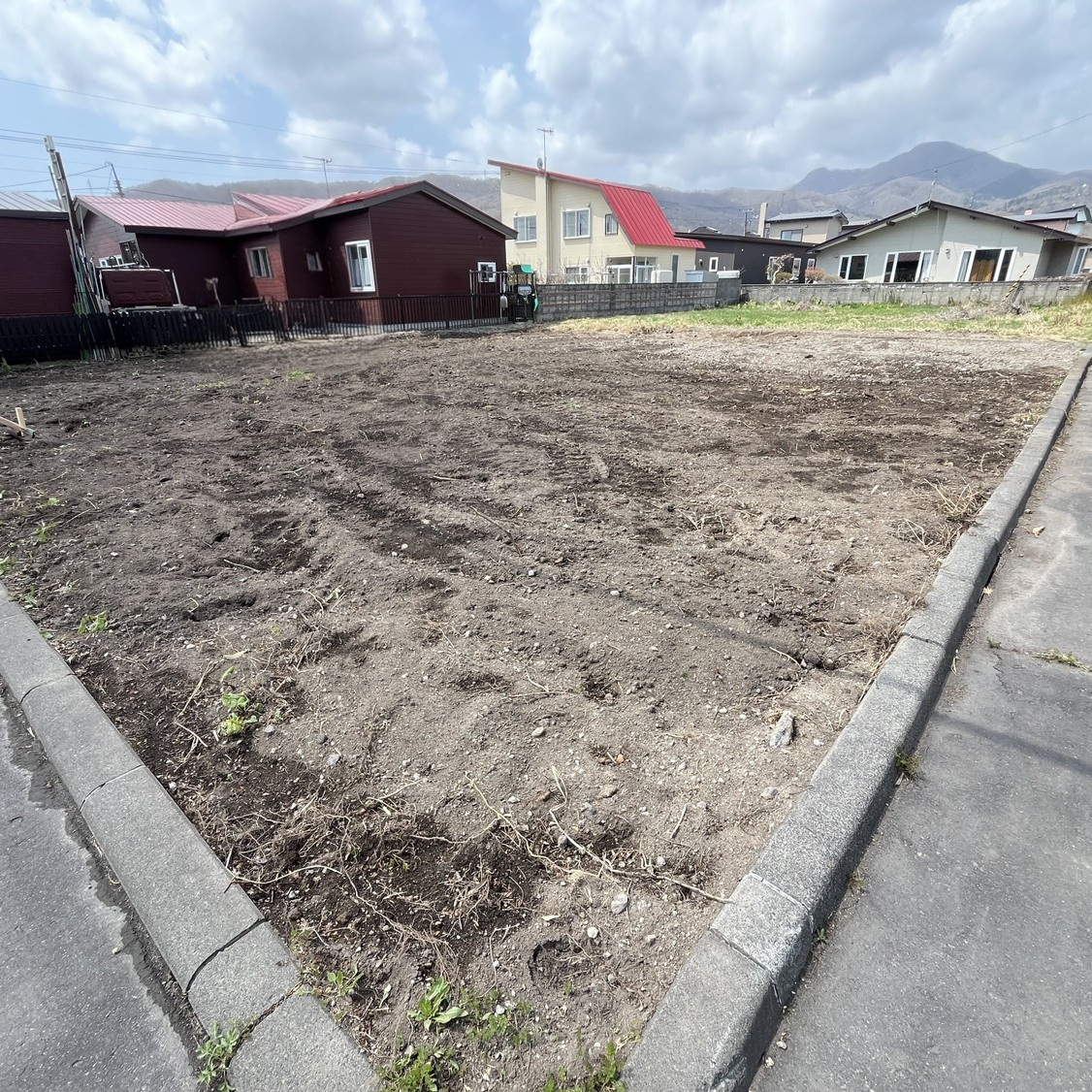 登別市片倉町4丁目11-1　土地の土地図