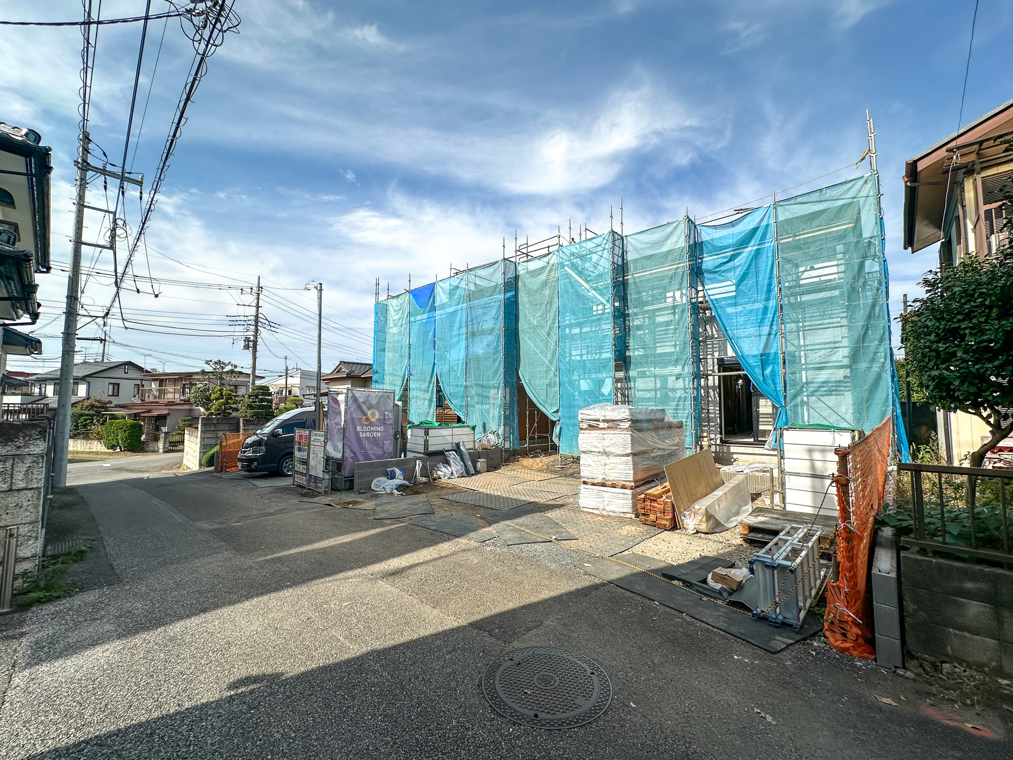 宇都宮市双葉２丁目２期　新築住宅全２棟の前面道路含む現地写真|閑静な住宅地で子育て家族にピッタリ。毎日のお散歩も快適な緑に恵まれたエリアで、自然に包まれた穏やかな暮らしを実現するための、ゆとりある住環境が整っています。

