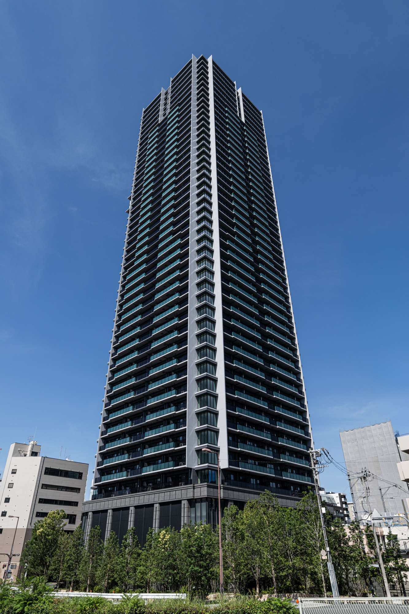 シエリアタワー大阪堀江の外観|竣工写真