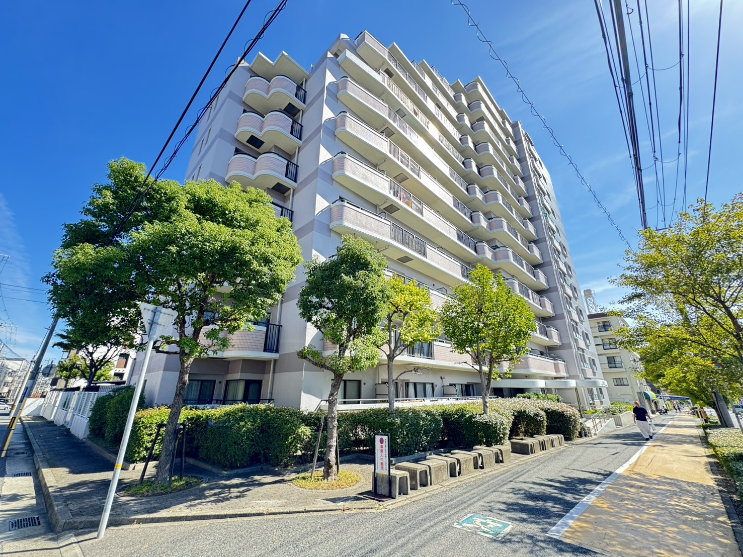 野村ステイツ六甲道の外観