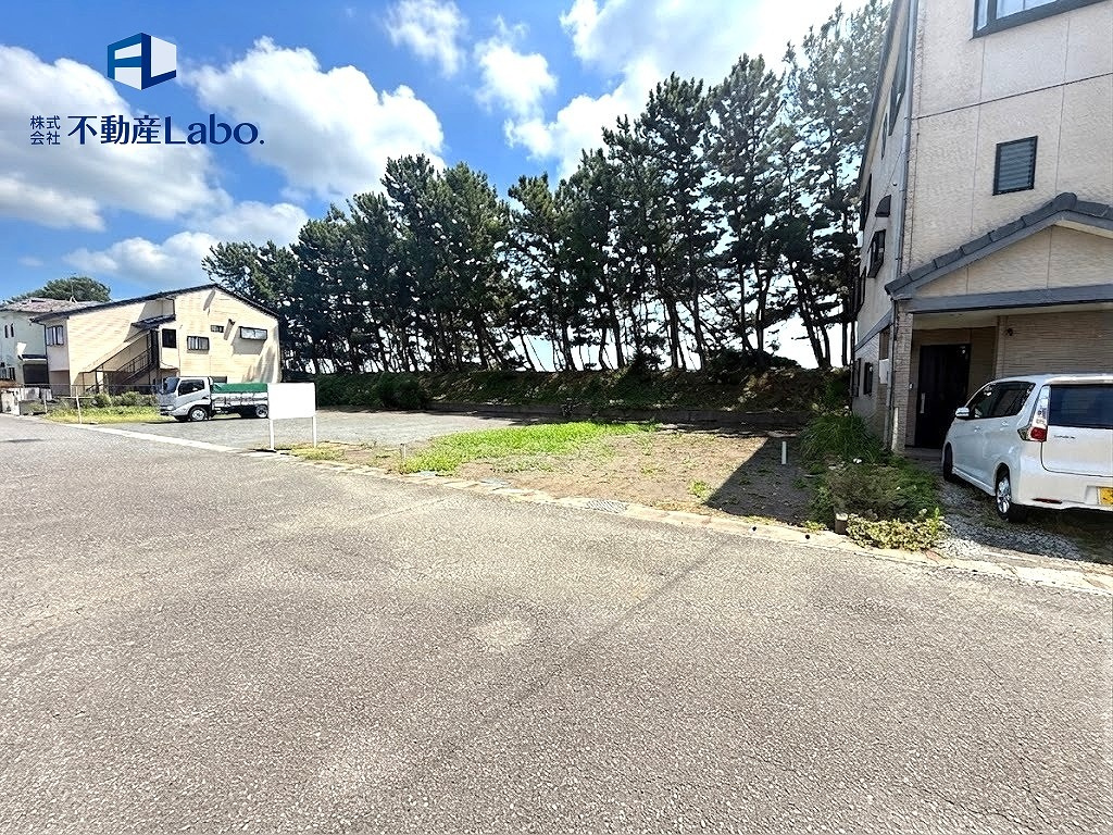 リーブルガーデン　駿河区高松　全1棟の前面道路含む現地写真|ただいま建築中♪
完成が楽しみです♪