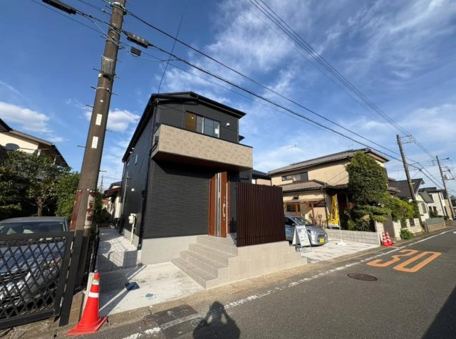 横浜市瀬谷区下瀬谷3丁目 新築戸建て【仲介手数料無料】カースペース2台の前面道路含む現地写真