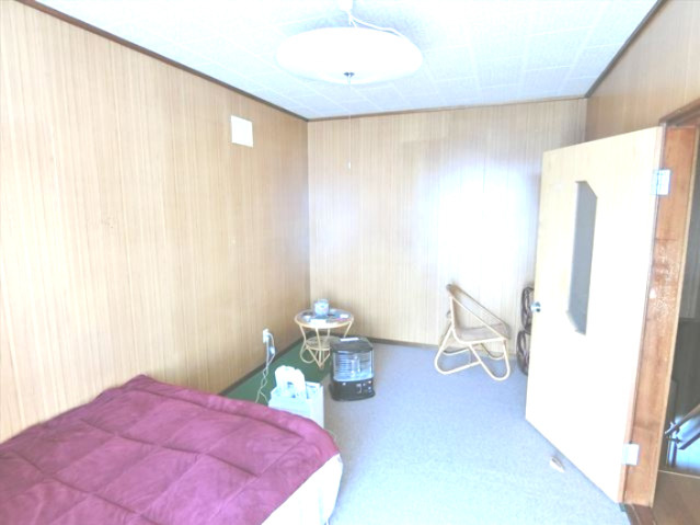 伊達市末永町125-34　中古住宅の洋室