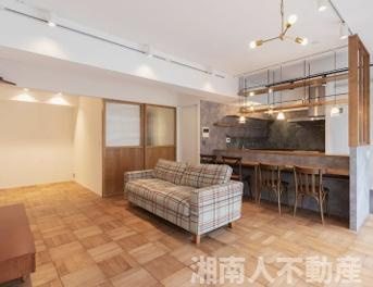 ◆内装がオシャレ！　クリオ茅ヶ崎柳島海岸の居間・リビング|こちらのリビングで趣味の時間をお楽しみください