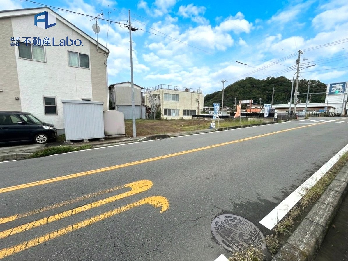 クレイドルガーデン　伊豆の国市中條　第2　全2棟の前面道路含む現地写真