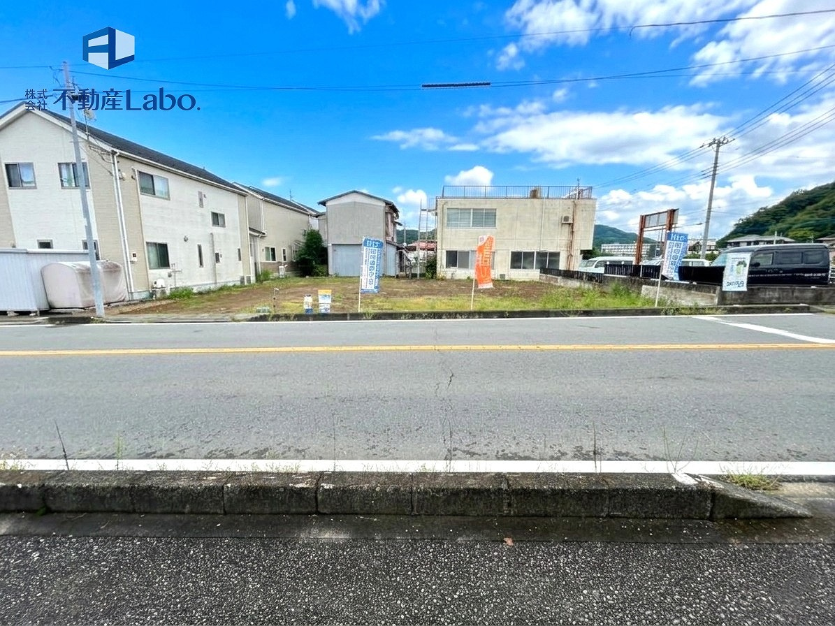 クレイドルガーデン　伊豆の国市中條　第2　全2棟の前面道路含む現地写真