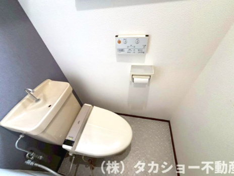 市原市久々津　中古戸建のトイレ