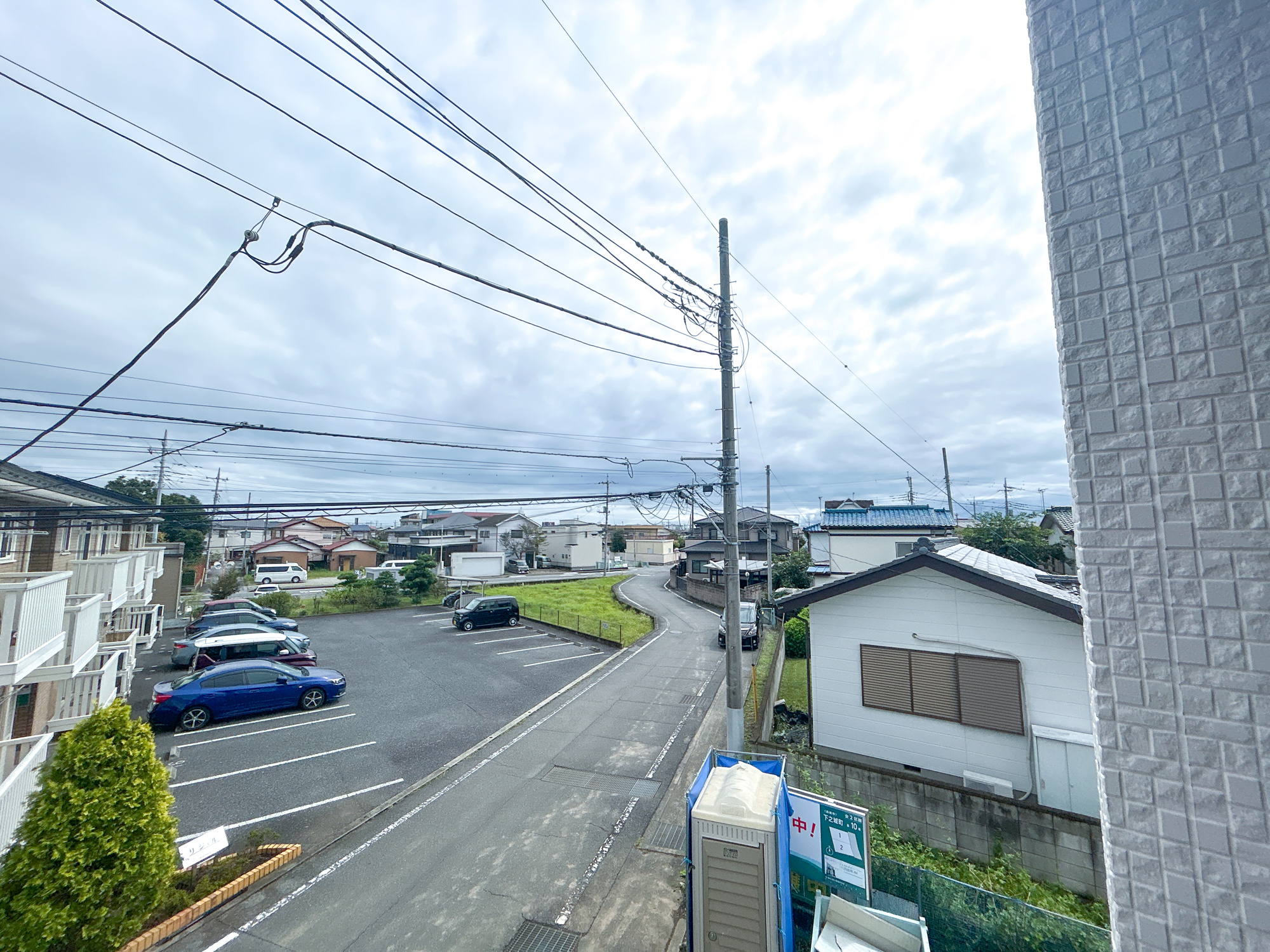 高崎市下之城町第10期　新築住宅全2棟の展望|閑静な住宅地で子育て家族にピッタリ。毎日のお散歩も快適な緑に恵まれたエリアで、自然に包まれた穏やかな暮らしを実現するための、ゆとりある住環境が整っています。緑の潤いを感じながらホッと生活できそう。