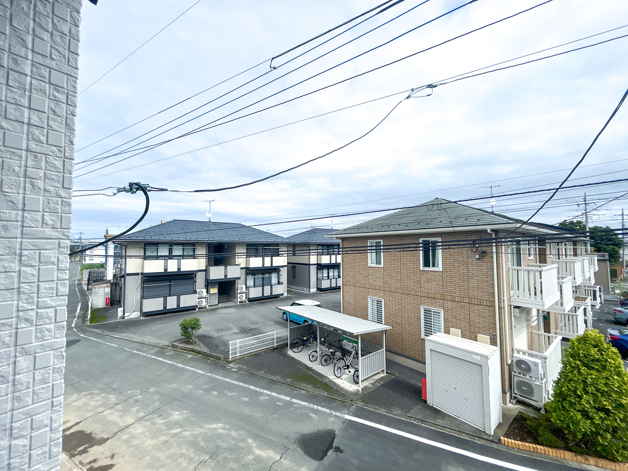 高崎市下之城町第10期　新築住宅全2棟の展望|低層の一戸建てを中心とした街並みが整然と続き、周辺は高い建物が建っていないので、採光や開放性に恵まれ、空が広く緑の多い閑静な趣を感じる環境です。