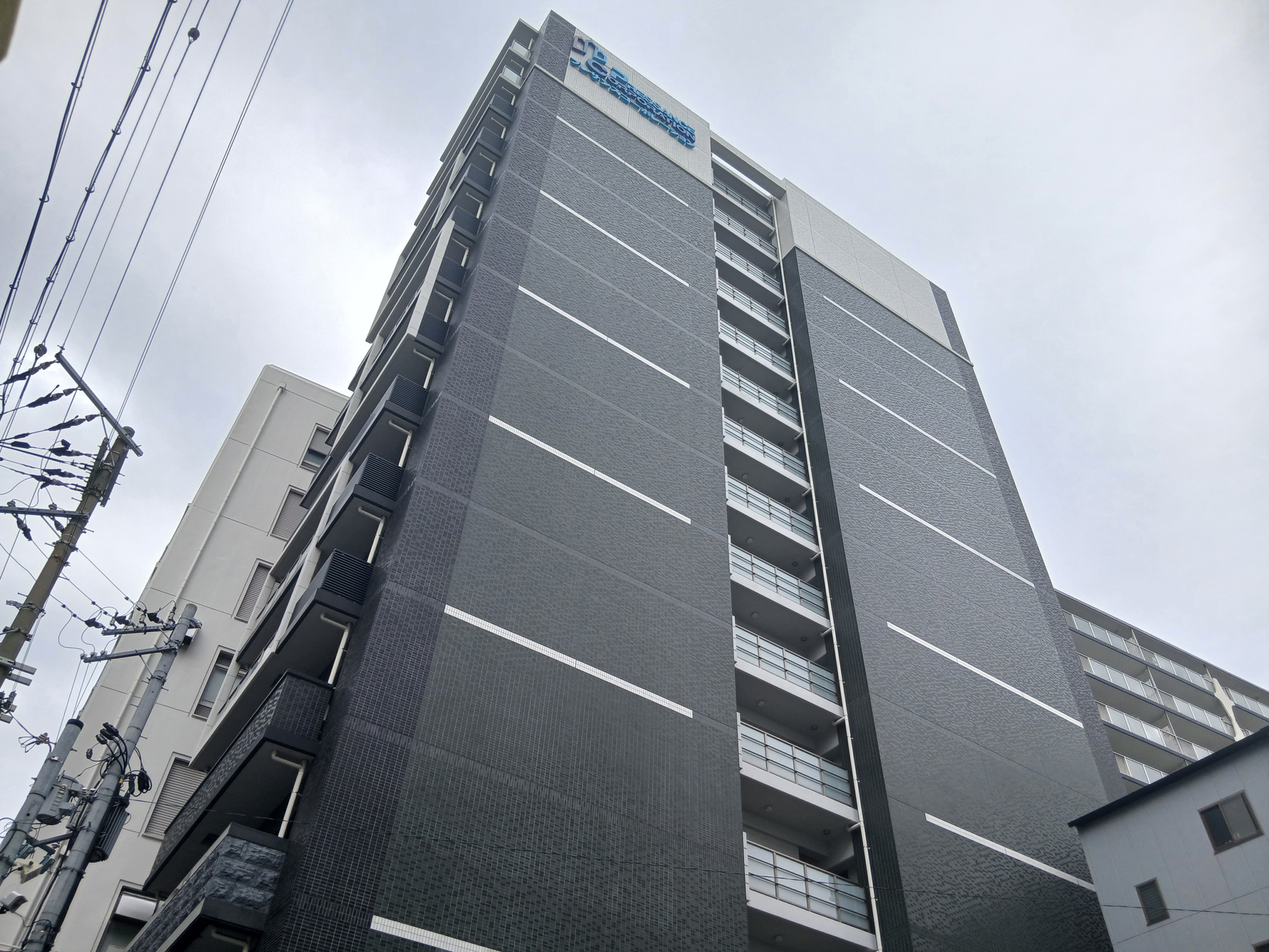 プレサンス新町ウィズジョイの外観