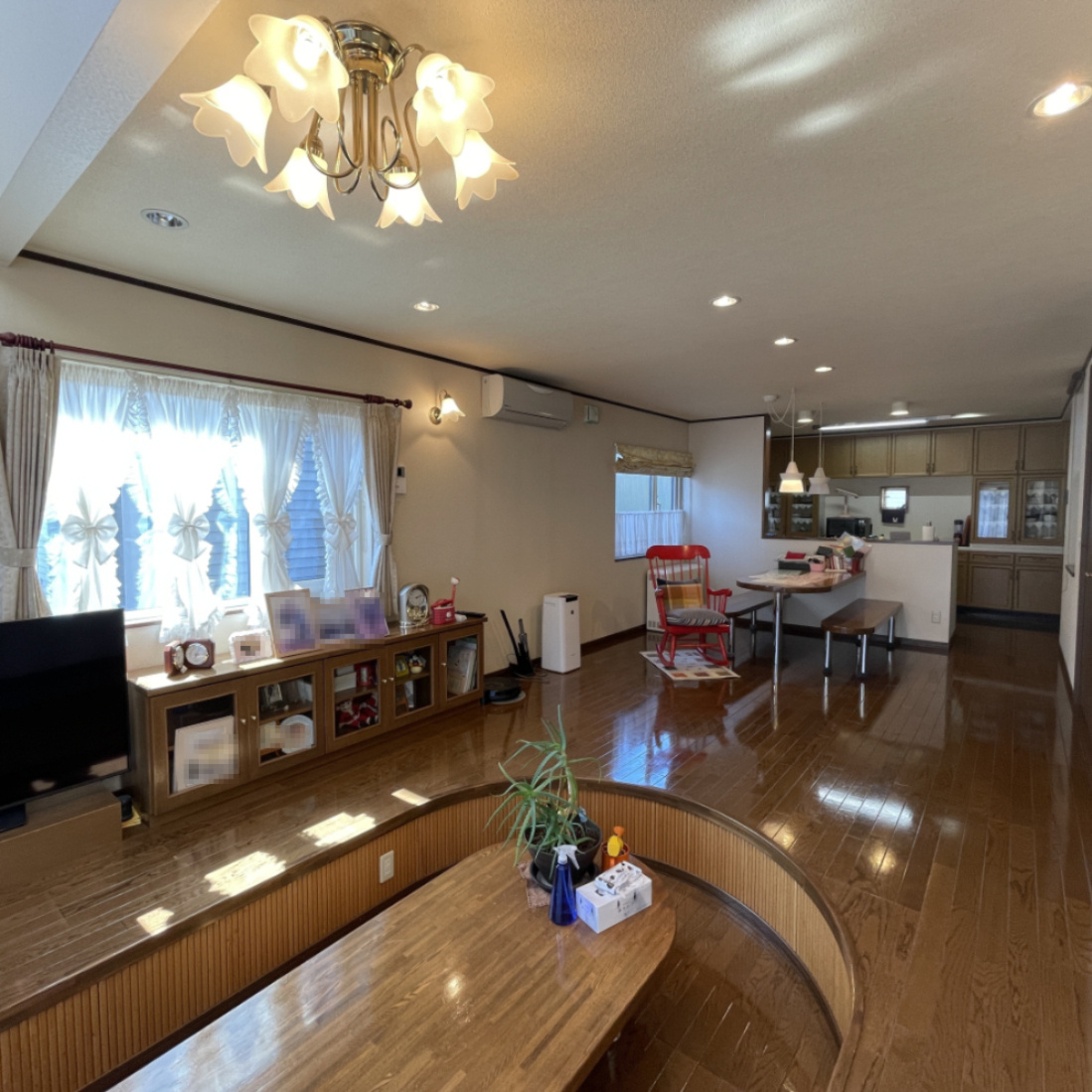 登別市富岸町3丁目18-38　中古住宅の居間・リビング