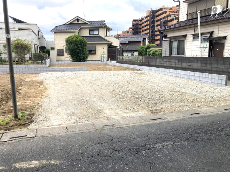 幸手市南2丁目（全2区画）前面道路
