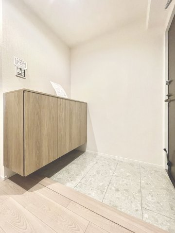 メゾンドール堺の玄関|シンプルで使いやすい玄関です