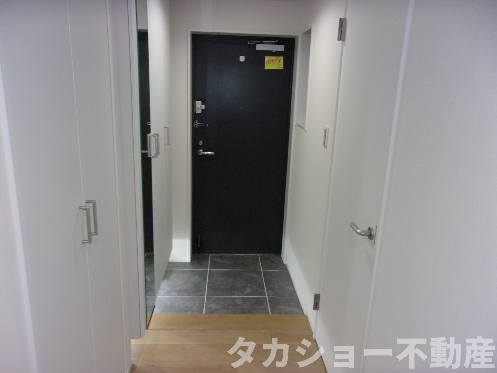 アーテージ・そがのエントランス|建物の内部です
